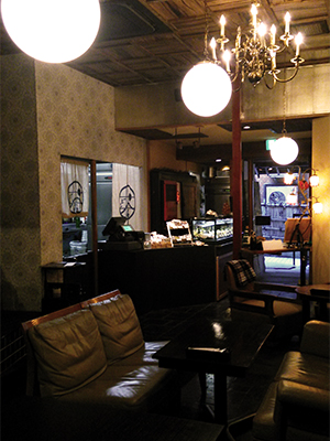 cafe&dining あかりまど【閉店】